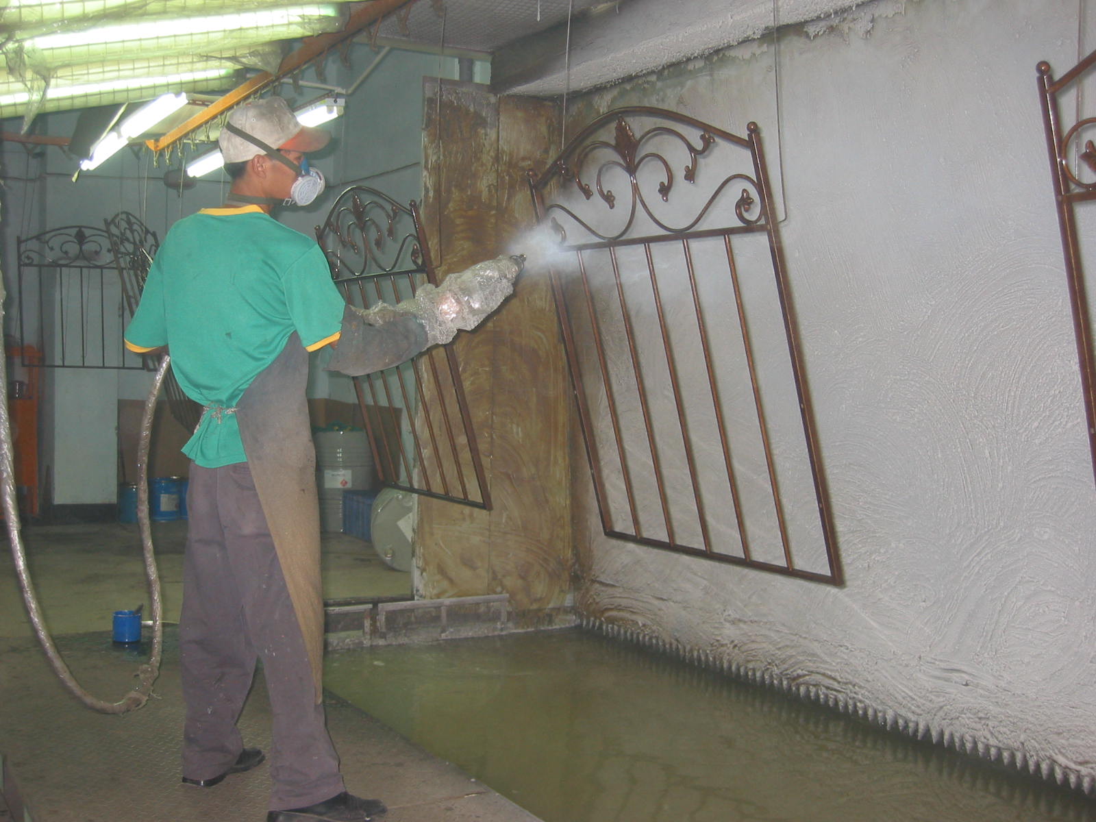 無泵式噴漆臺(tái)