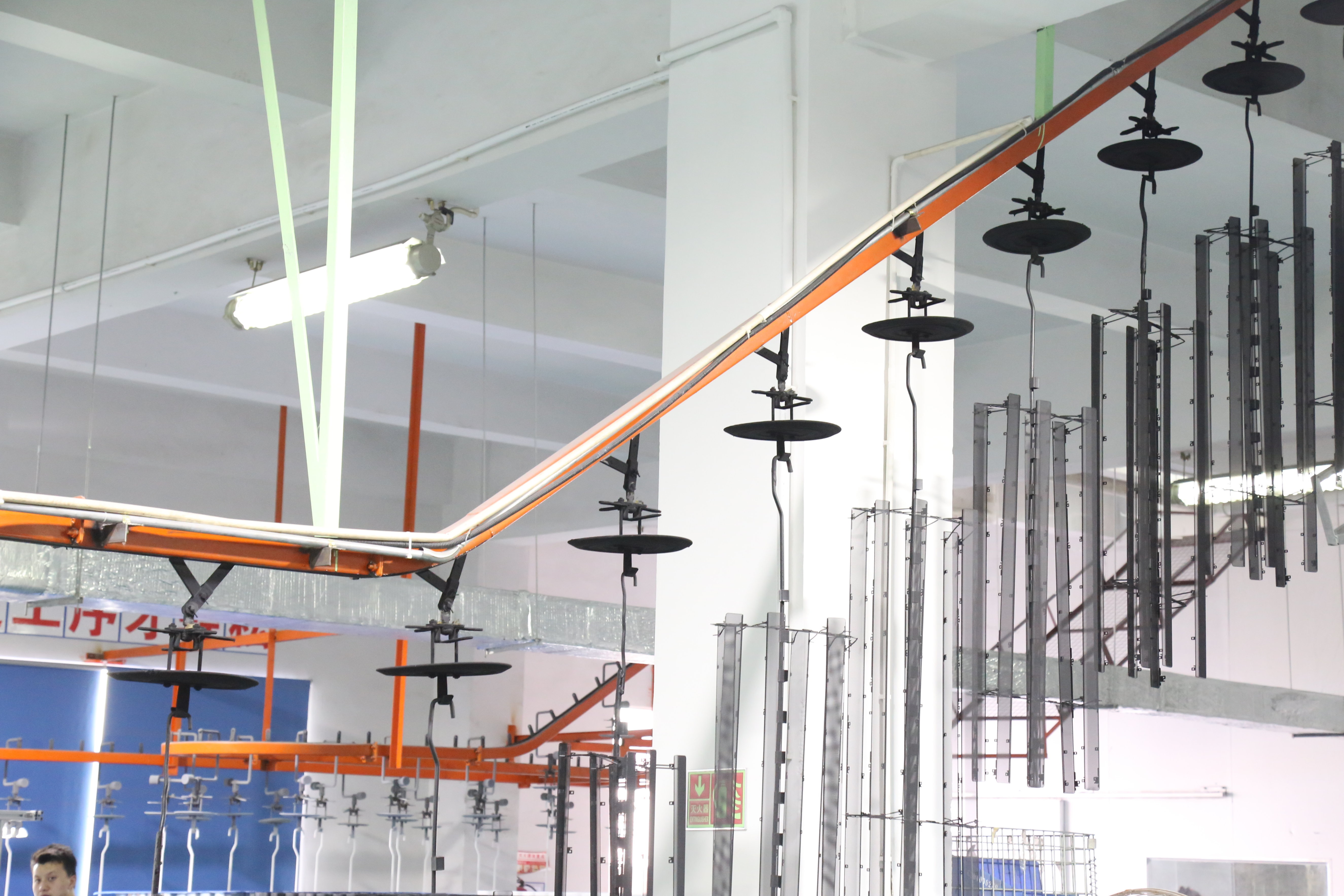 懸吊式輸送機(jī)