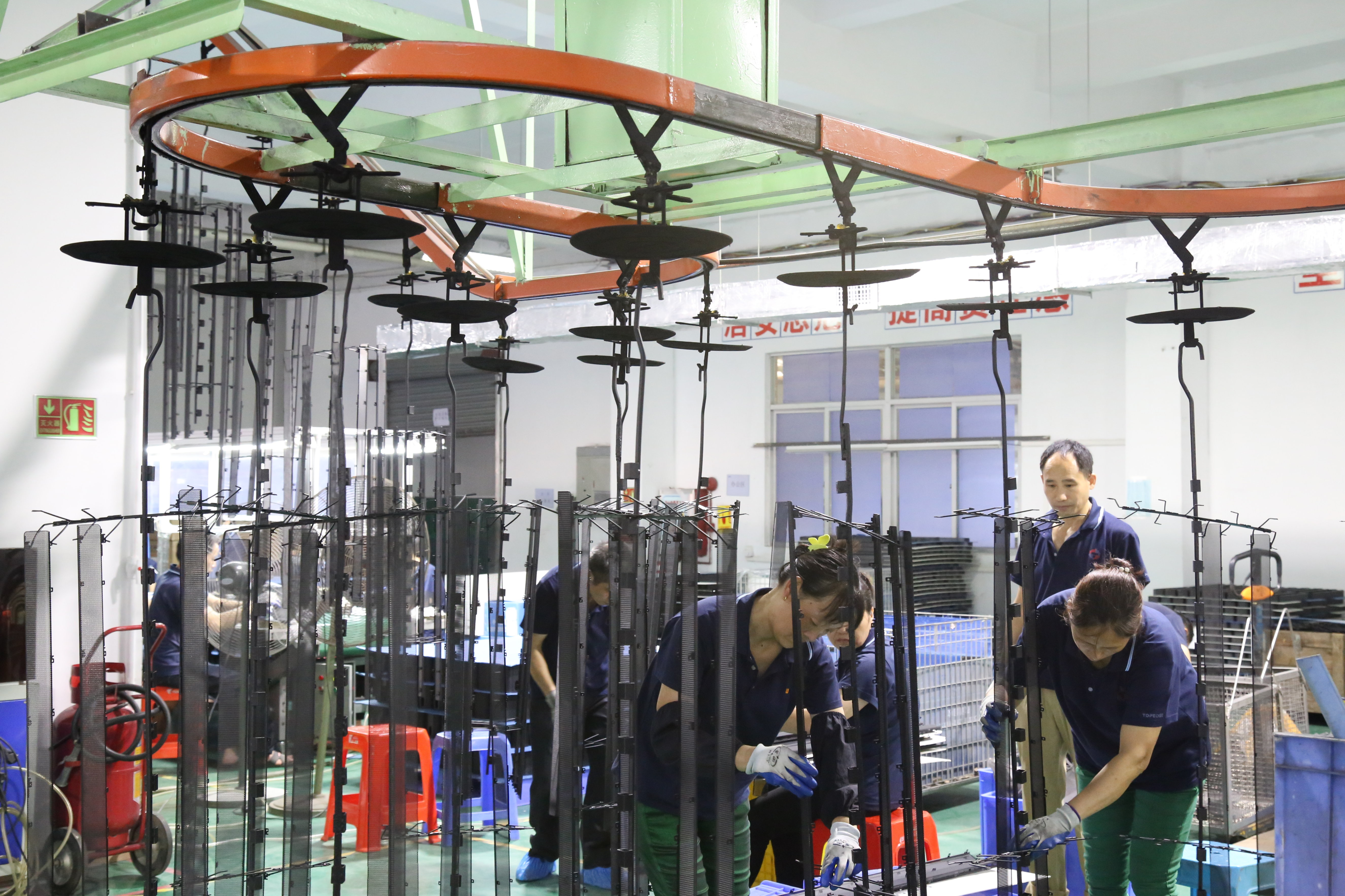 懸吊式輸送機(jī)