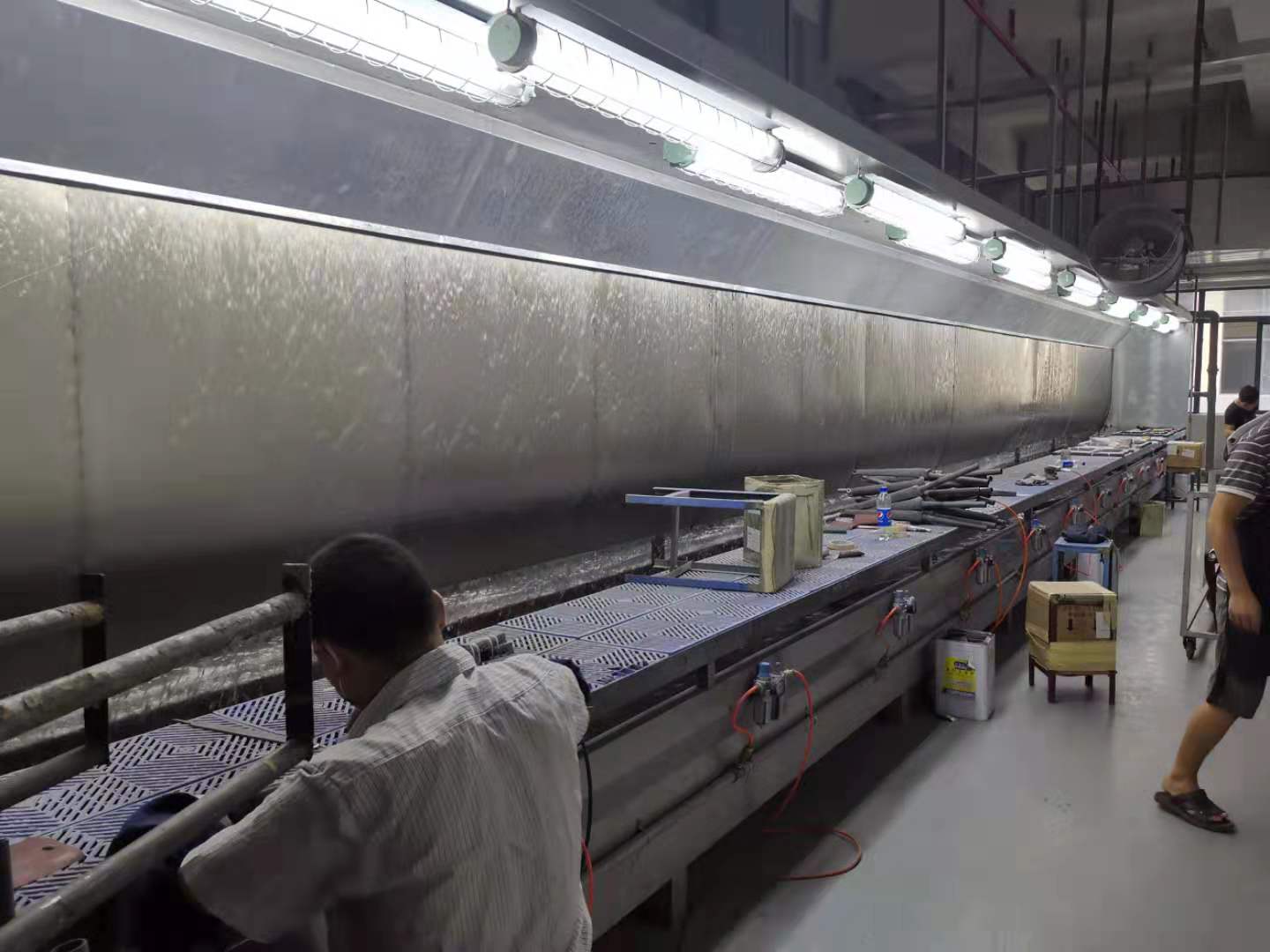 人工打磨臺(tái)